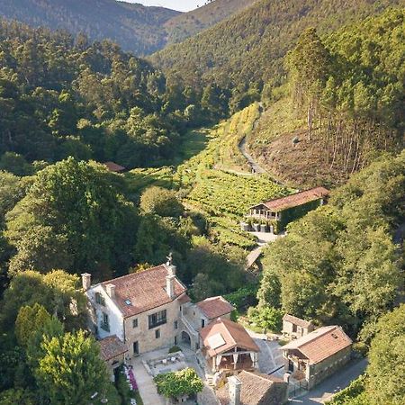 Entre Os Rios - Casa Rural Y Enoturismo Pobra Do Caraminal Exteriör bild