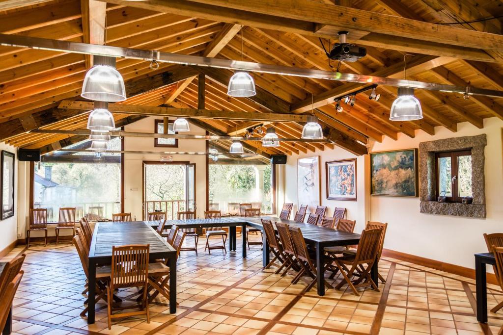 Entre Os Rios - Casa Rural Y Enoturismo Pobra Do Caraminal Exteriör bild